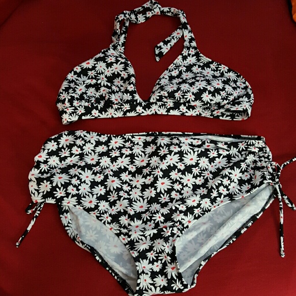 Other - Super cute 2 piece bathing suit